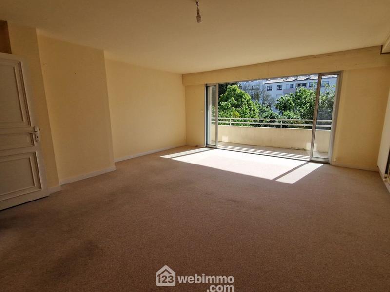 Appartement - 122 m² - 4 pièces