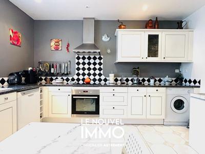 Maison - 91 m² - 4 pièces