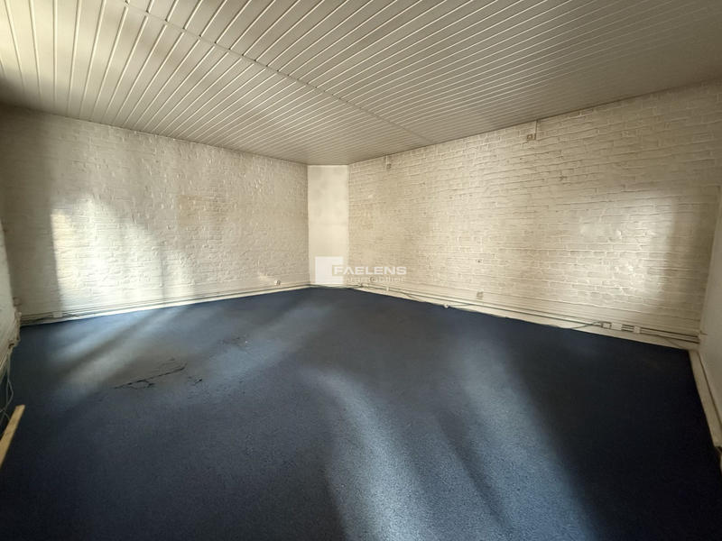 Local commercial - 378 m²