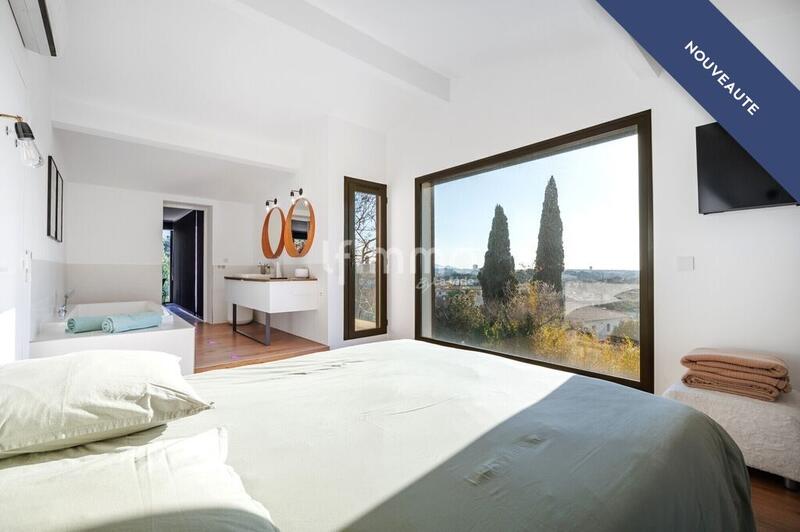 Maison - 171 m² - 5 pièces