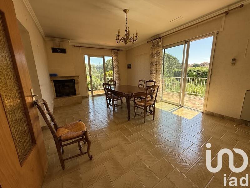 Maison - 241 m² - 10 pièces