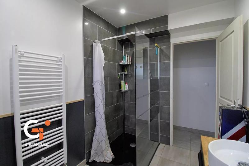 Maison - 103 m² - 4 pièces