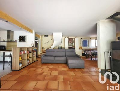 Maison - 118 m² - 4 pièces