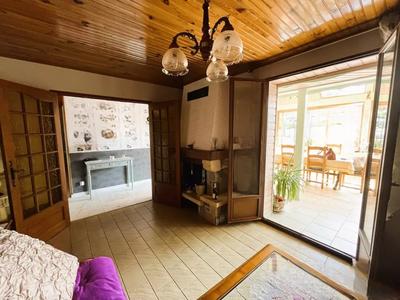 Maison - 183 m² - 10 pièces