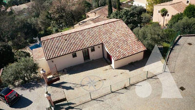 Villa - 175 m² - 6 pièces