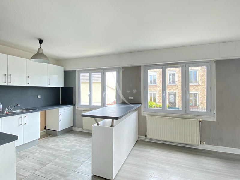 Maison - 60 m² - 4 pièces