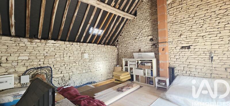 Maison - 96 m² - 5 pièces