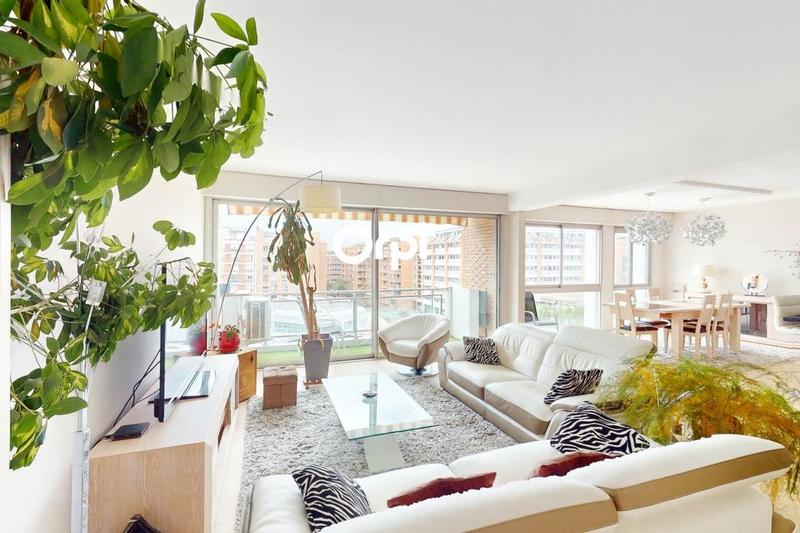 Appartement - 148 m² - 5 pièces