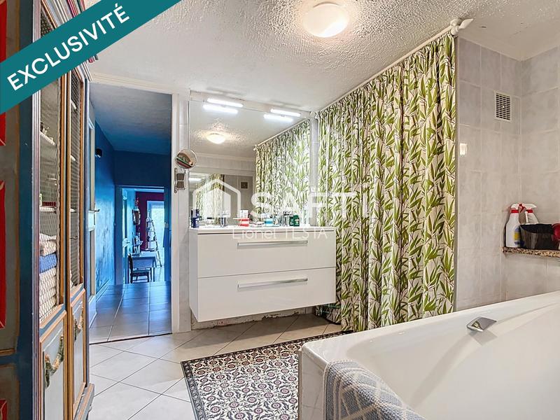 Appartement - 143 m² - 5 pièces