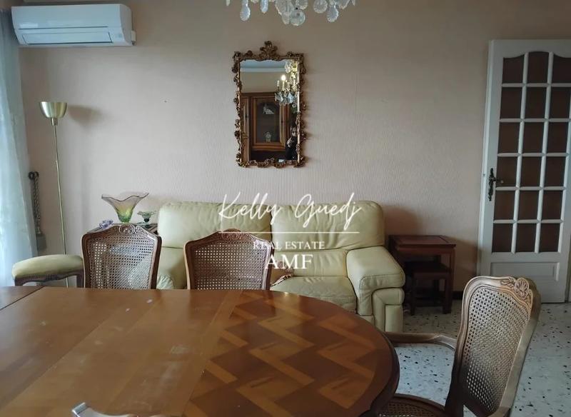 Appartement - 88 m² - 4 pièces