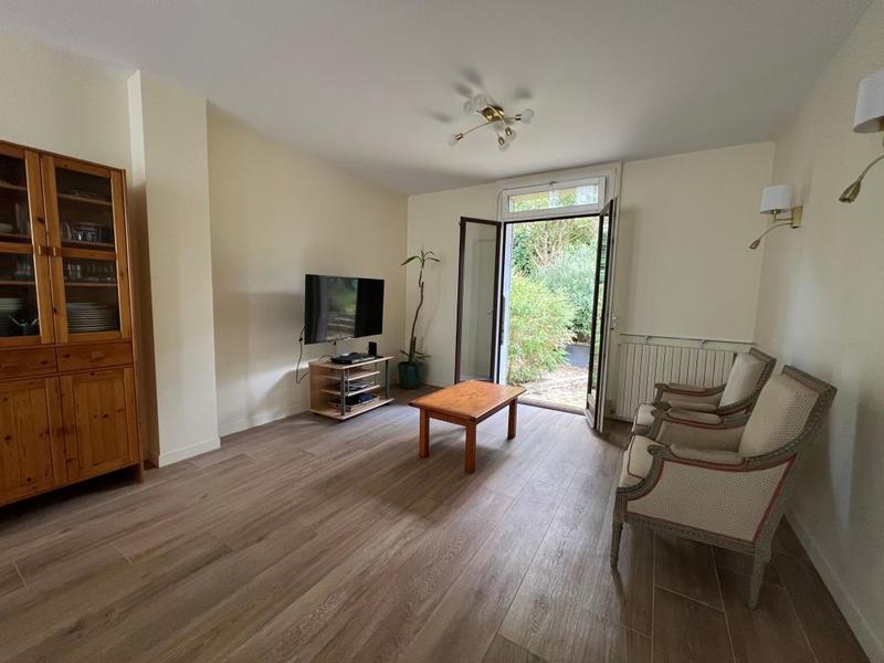 Maison - 111 m² - 6 pièces