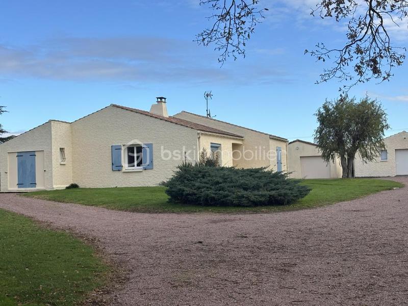 Maison de campagne - 100 m² - 5 pièces