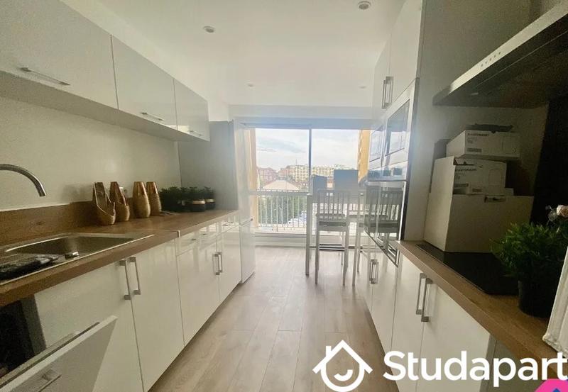 Chambre - 12 m² - 1 pièce