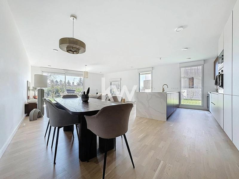 Appartement - 117 m² - 5 pièces