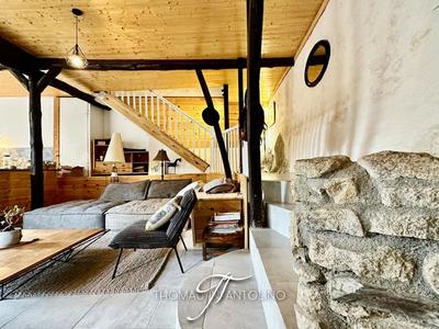 Maison - 410 m² - 10 pièces