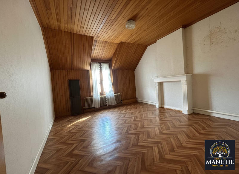 Maison - 113 m² - 8 pièces