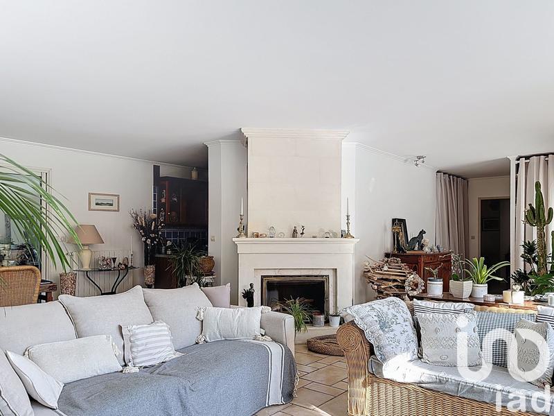 Maison - 200 m² - 6 pièces