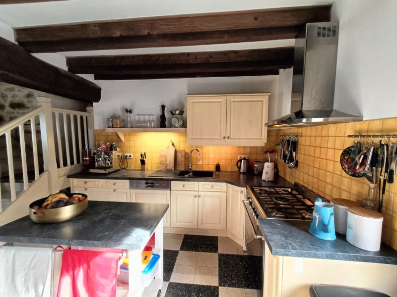 Maison - 247 m² - 7 pièces