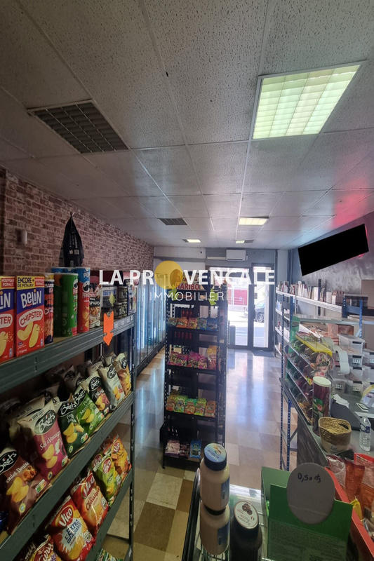 Fonds de commerce - Magasins - 72 m²