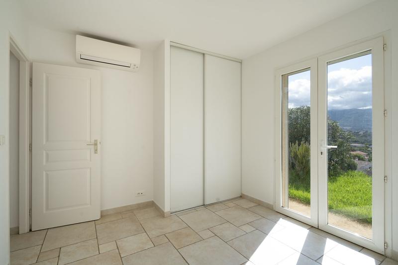 Maison - 60 m² - 3 pièces