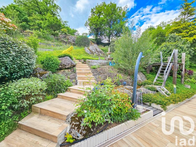 Maison - 171 m² - 7 pièces