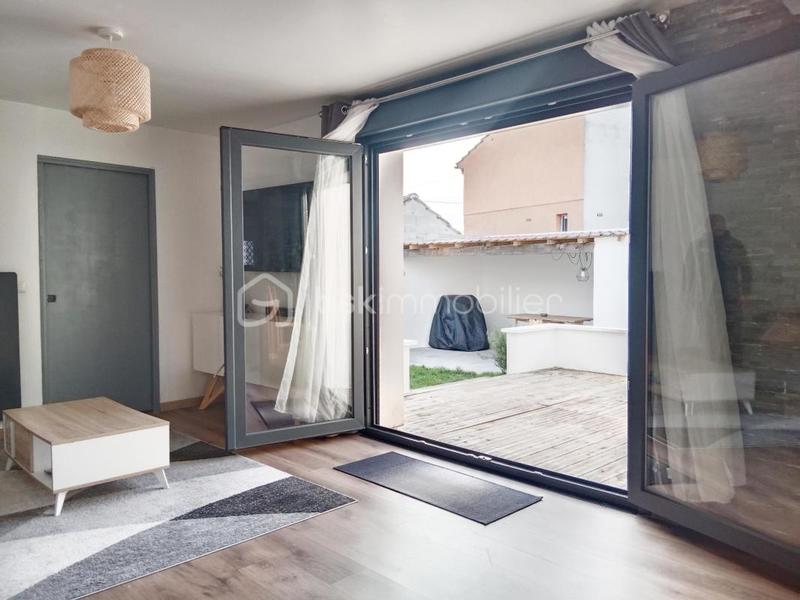 Maison traditionnelle - 70 m² - 3 pièces