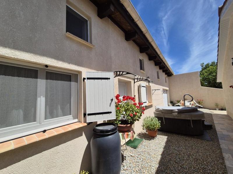 Maison - 200 m² - 6 pièces