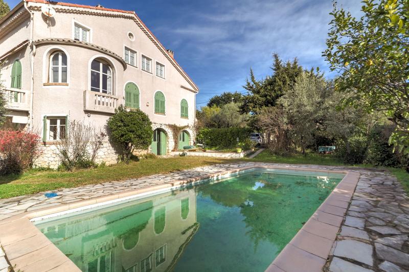 Bastide - 290 m² - 12 pièces