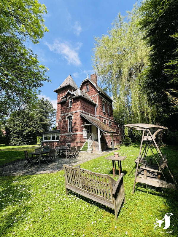 Maison traditionnelle - 182 m² - 6 pièces