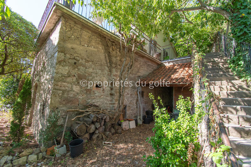 Maison - 99 m² - 5 pièces