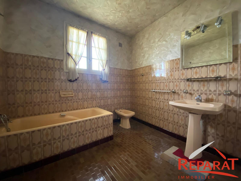 Maison - 174 m² - 6 pièces