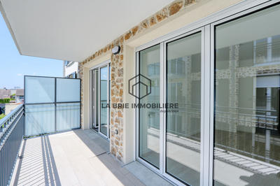 Appartement - 76 m² - 4 pièces