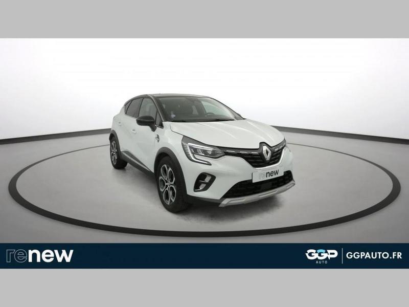 Renault Captur E-Tech full hybrid 145 Techno fast track