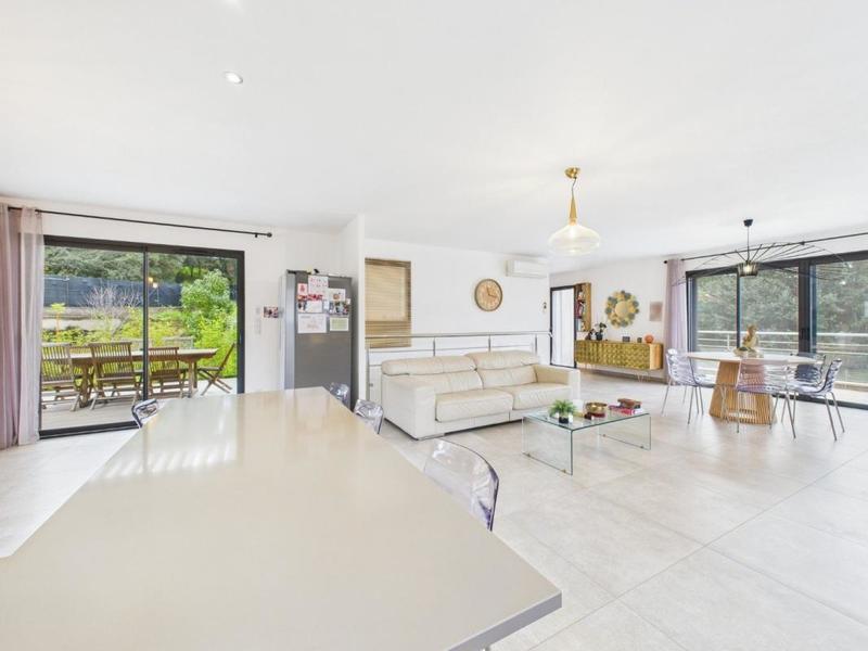 Maison - 133 m² - 5 pièces