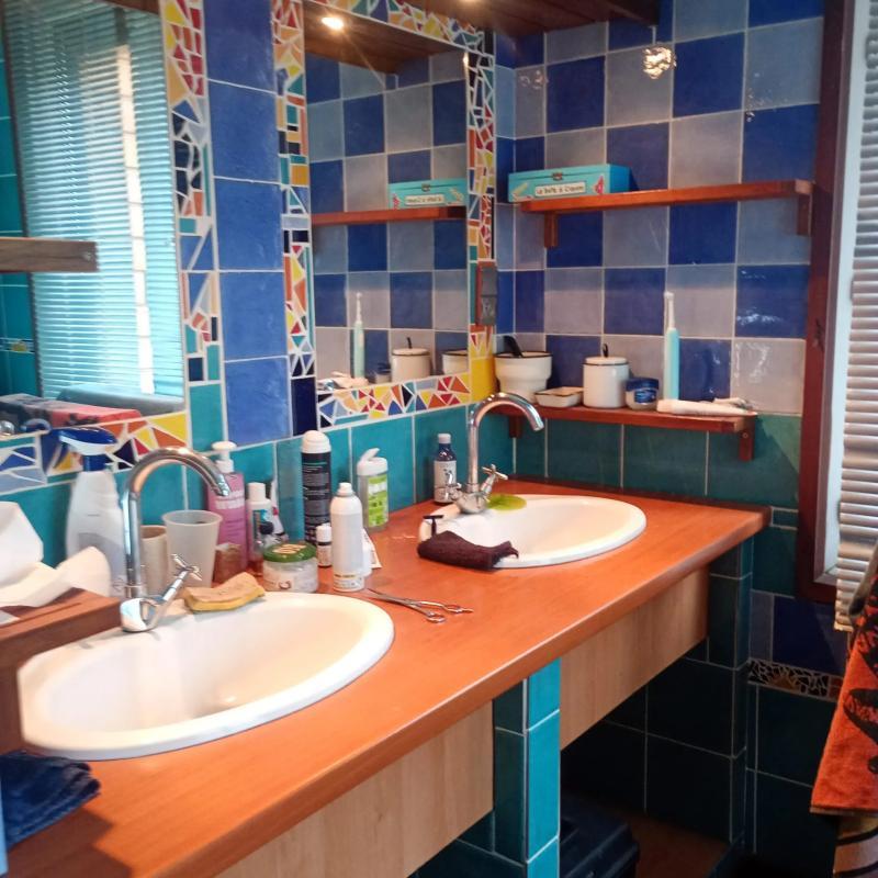 Maison - 230 m² - 8 pièces