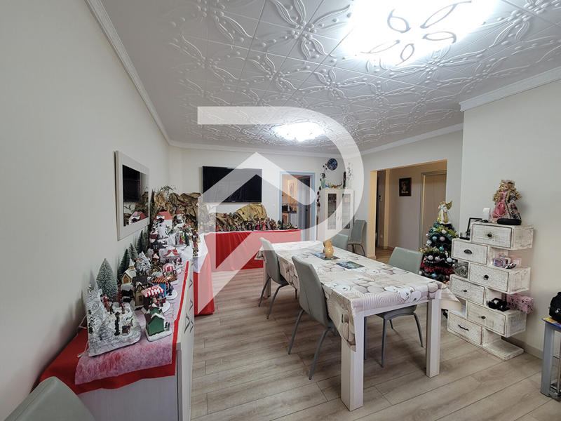 Maison - 131 m² - 6 pièces