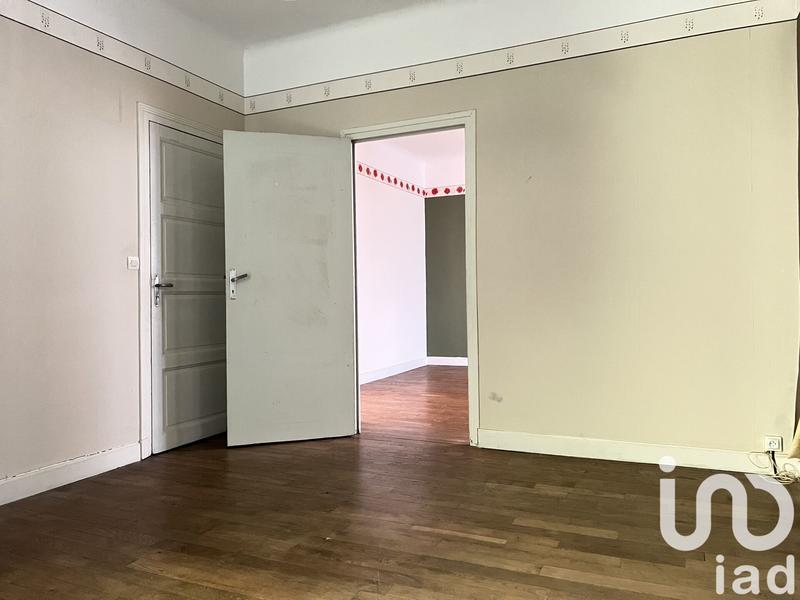 Maison - 220 m² - 9 pièces