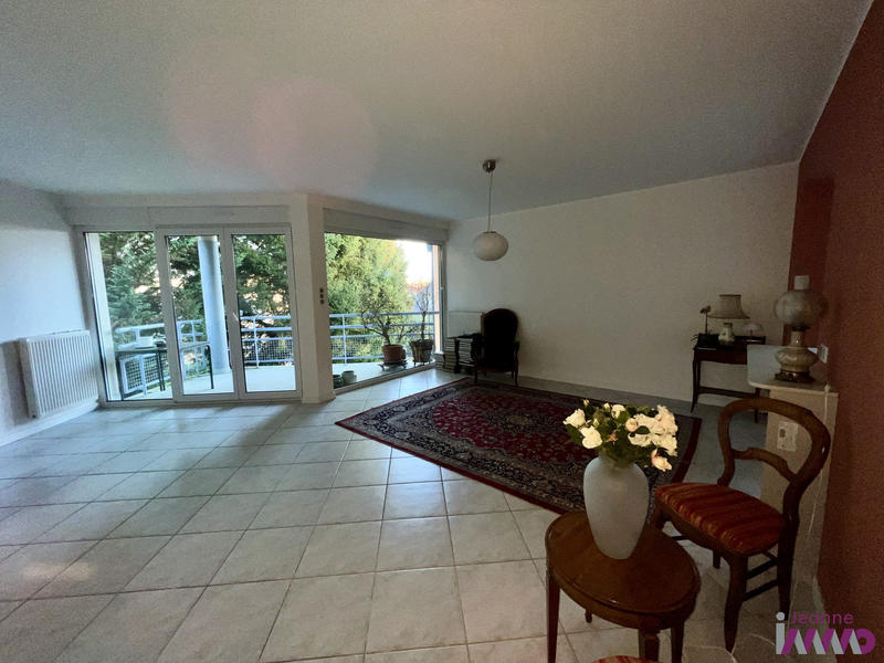 Appartement - 93 m² - 4 pièces