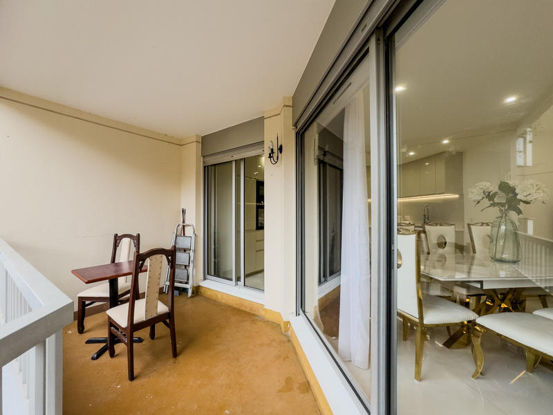 Appartement - 104 m² - 5 pièces