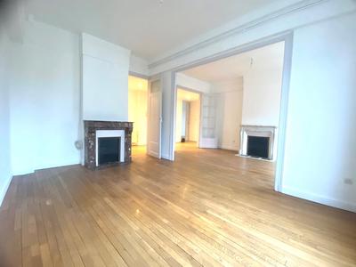 Appartement - 107 m² - 5 pièces