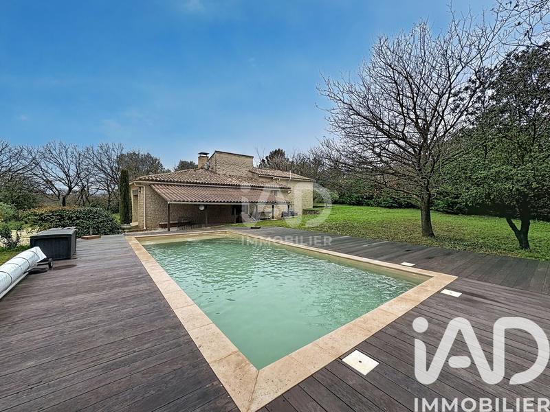 Maison - 140 m² - 7 pièces