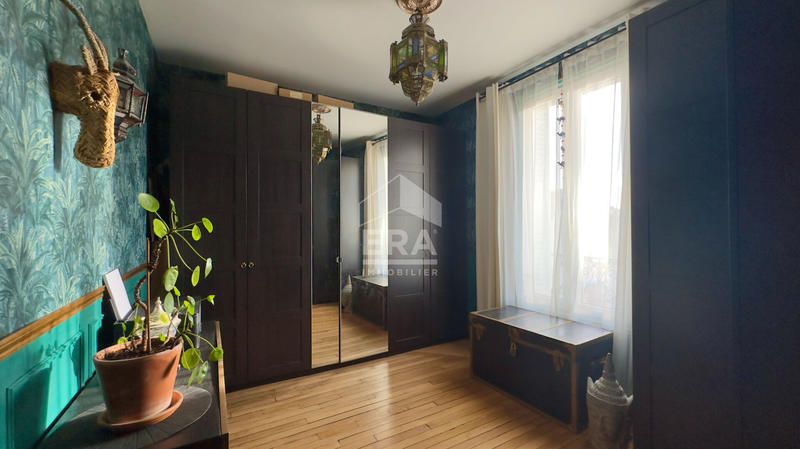 Maison - 93 m² - 5 pièces