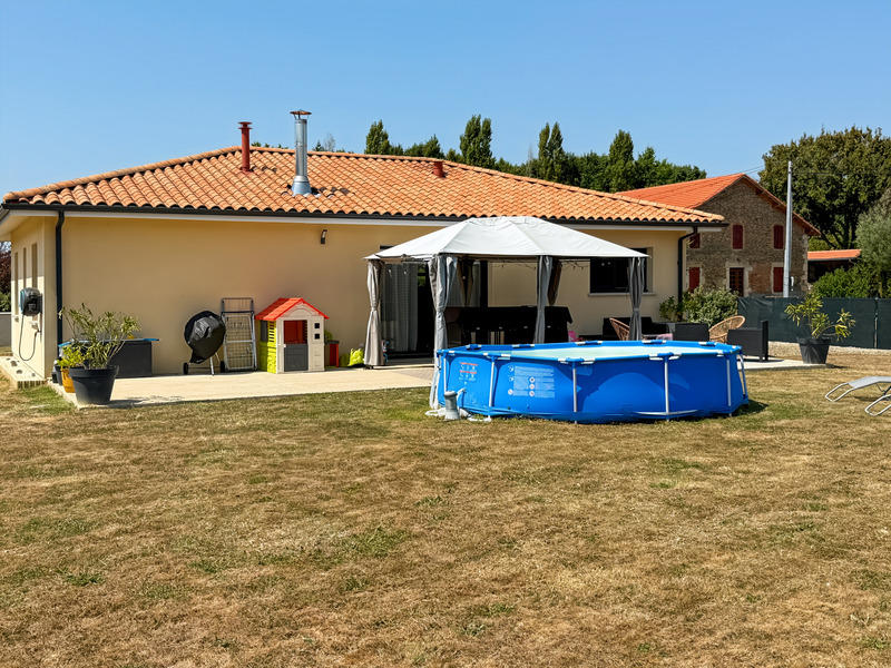 Maison - 90 m² - 4 pièces