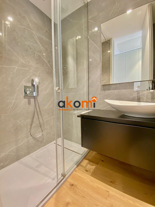 Maison - 202 m² - 6 pièces