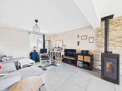 Maison - 113 m² - 5 pièces