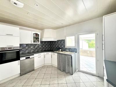 Maison - 120 m² - 4 pièces