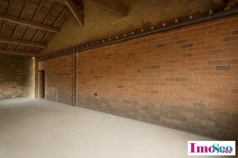 Local d'activité / Entrepôt - 100 m²