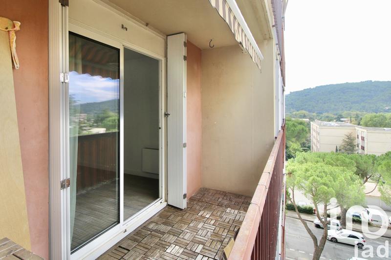 Appartement - 83 m² - 3 pièces