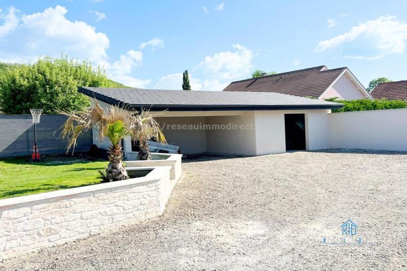 Maison traditionnelle - 147 m² - 5 pièces