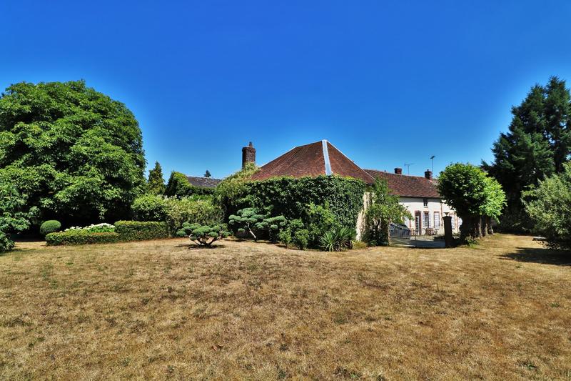 Maison de maîtres - 314 m² - 12 pièces